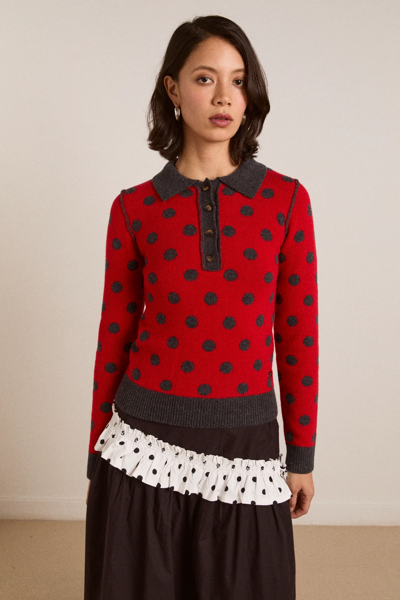 1793-lia-merino-wool-reversible-polo-jumper-red-grey-spot-1.webp Lia Merino Wool Reversible Polo Jumper - Red/Grey Spot