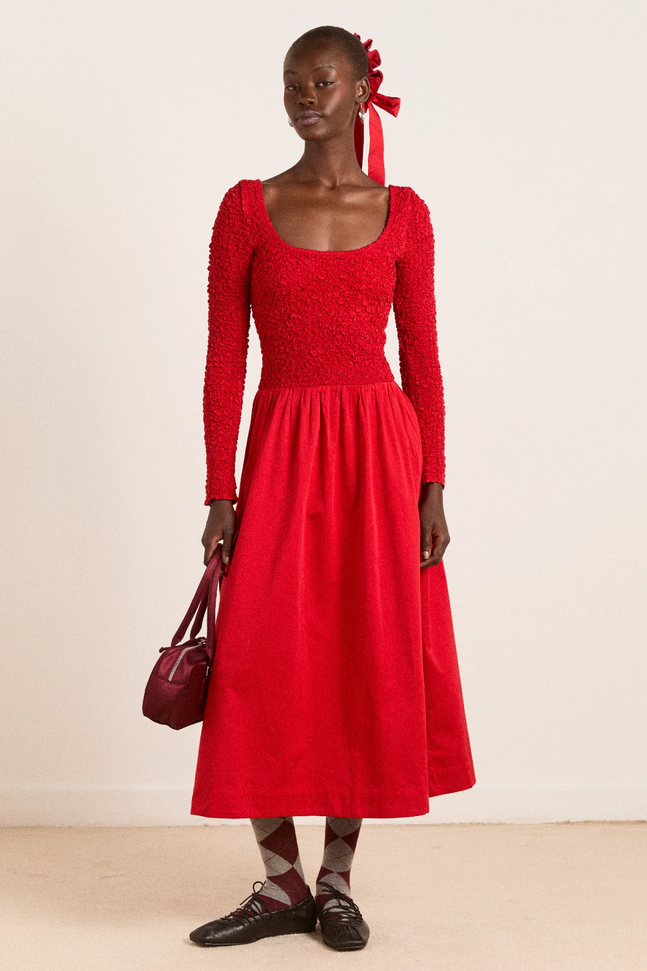 Malinda Ls Smocked Midi Dress- Red