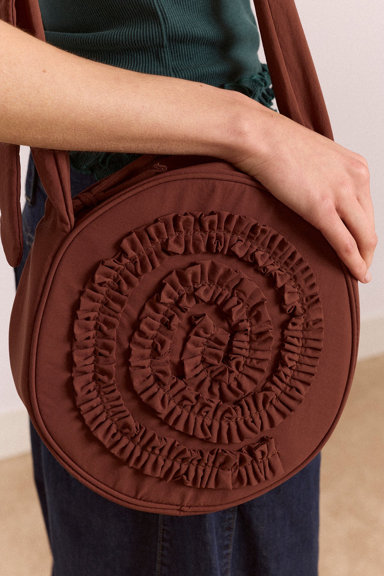 Rae Circle Swirl Bag - Chocolate